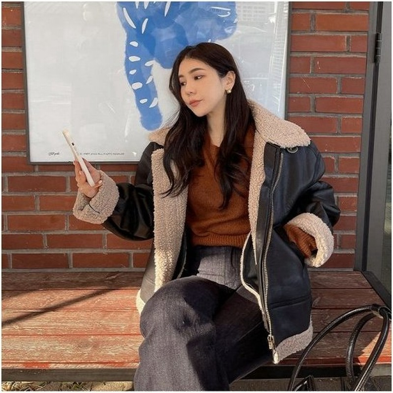 ジャケット ショートコート コート アウター レディース カラバリ 2色 ブラック モカ 長袖 異素材ミックス 裏ボア 暖かい 無地 カジュアルスタイル トレンド 通販 Lineポイント最大0 5 Get Lineショッピング