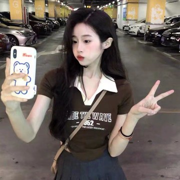 本土出貨 夏季新款短款美式洋氣t恤辣妹上衣顯瘦小衆薄款polo領印花t恤女@1 R