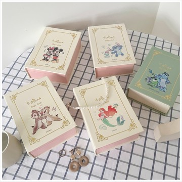 天藍小舖-迪士尼系列精緻書本造型飾品配件盒-共6色-$550【A11114168】