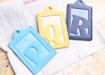 【頭文字P｜Q｜R 英文字母證件套】好好縫 皮革材料包 免費壓字 手工包 卡片套 卡片夾 名片夾 簡約實用 意大利皮 植鞣革 皮革DIY