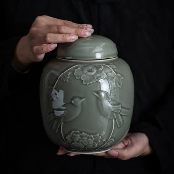 青瓷浮雕大號陶瓷茶葉罐春茶明前龍井茶葉禮盒包裝節日送禮綠茶罐