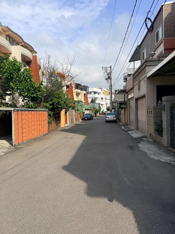 麒麟山莊~~邊間前院大透天｜桃園市平鎮區清泉街