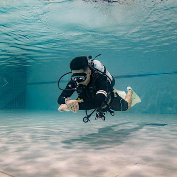 台中【潛立方】單人體驗潛水課程（水肺潛水或自由潛水擇一）90分鐘(MO)