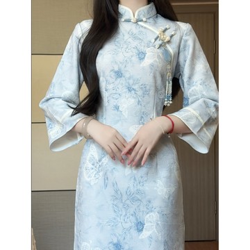 【桃喜Rich女裝】文藝淑女穿搭 氣質優雅洋裝 藍色長袖旗袍 改良漢元素新中式倒大袖連衣裙 復古立領斜襟長洋 宴客洋裝