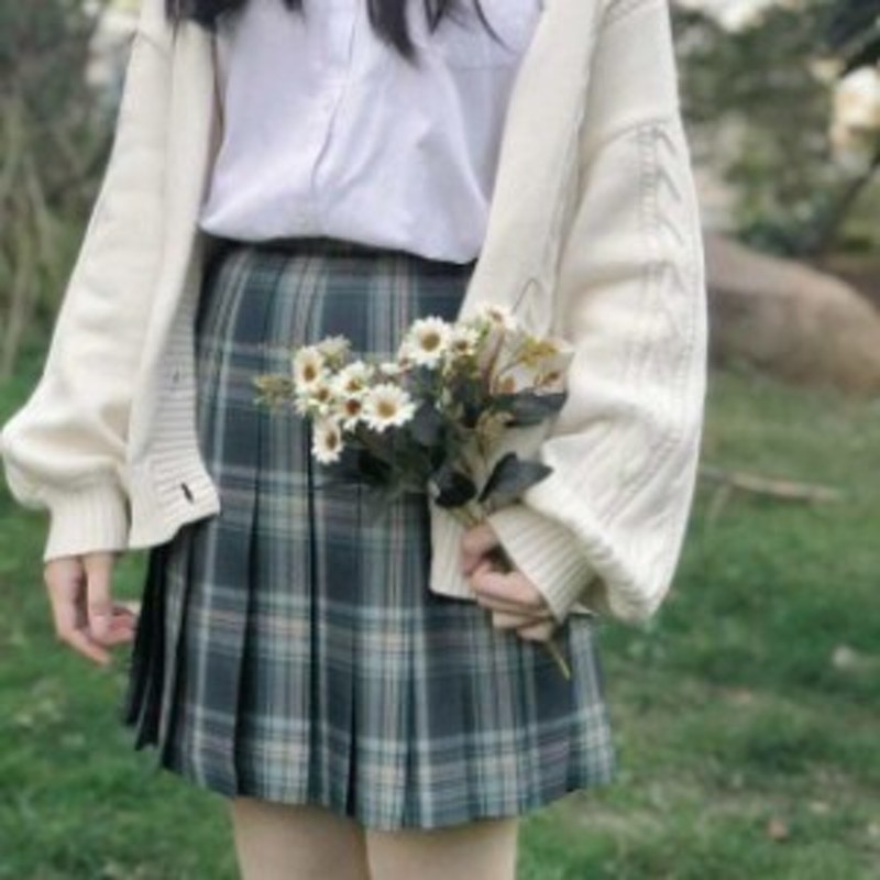 制服　女子学生服　夏スカート