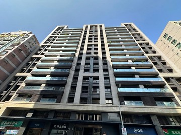 稀有巨蛋商圈超漂亮美宅全屋裝潢配平車｜高雄市鼓山區文信路