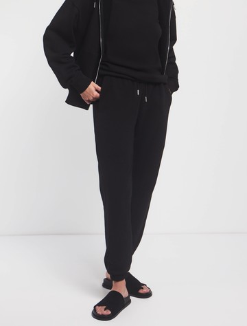 Classic Sweatpant in Black - Organic Cotton Ninety Percent