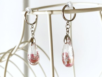 帶有希望之寶石的電氣石圈形耳夾：粉紅色