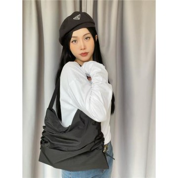 大容量短途旅行包ins防水尼龍手提包女時尚輕便健身包潮托特大包