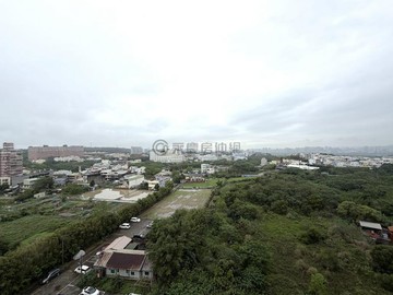 工研院旁.元邦大國.外棟無限綠野景觀.稀有套房｜新竹縣竹東鎮自由街