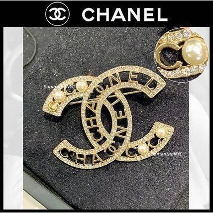 レビュー投稿で選べる特典 CHANEL ブローチ A85331 CCロゴパール