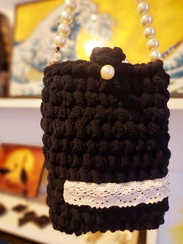 黑天鵝。小奢華珍珠絨手挽包