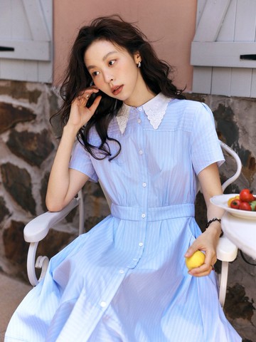 洱海藍 雲澗褶藍 法式刺繡條紋洋裝 藍色通勤花邊領連身裙