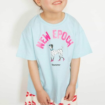 日本 BREEZE - 精緻女孩印花短袖上衣-優雅狗狗-水藍