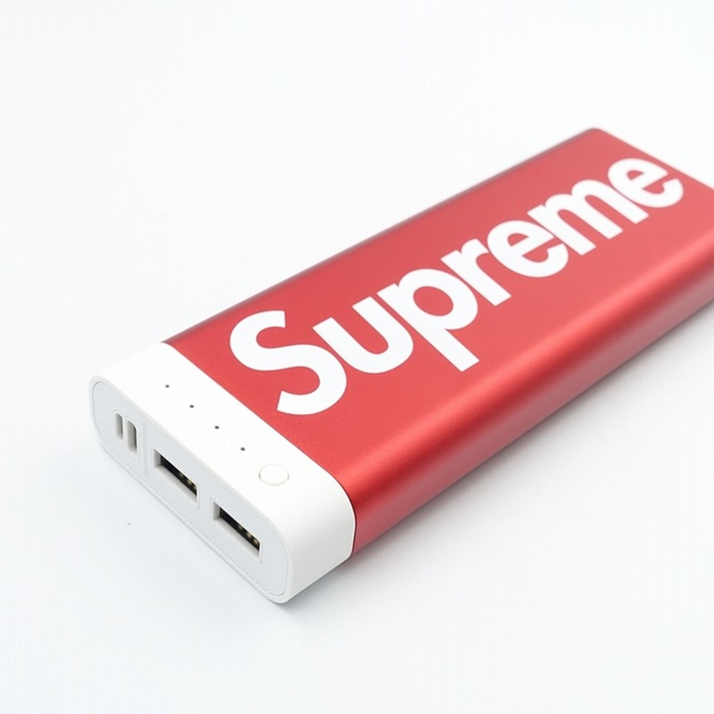 supreme mophie encore plus 20k充電器バッテリー - バッテリー/充電器