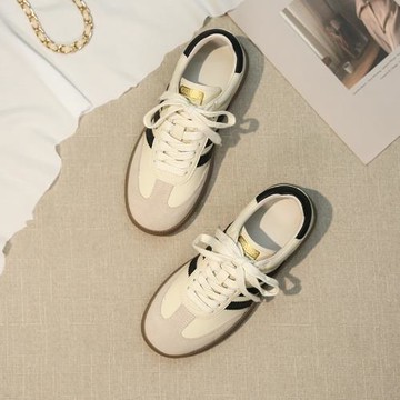 日系復古女春季2023年新款平底真皮休閑鞋運動鞋圓頭板鞋