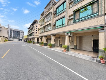 大寮地政｜輕屋齡傳統格局｜採光五大房｜騎樓透天｜高雄市大寮區仁忠路