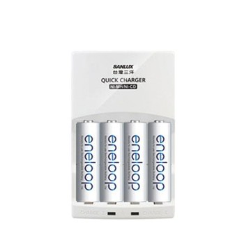 Panasonic 國際牌 eneloop低自放電充電電池組 4號800mA*4顆+充電器