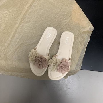 JIJI Studios花朵小眾平底拖鞋女外穿夏季新款后空沙灘配裙子涼鞋