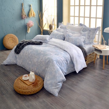 【Great Living格蕾寢飾】義大利La Belle 漫花飛舞 雙人 天絲舖棉防蹣抗菌吸濕排汗 四季兩用被