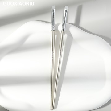✨台灣現貨✨  郭小妞 Guoxiaoniu 珪膠斜角眉刷432【官方正品】