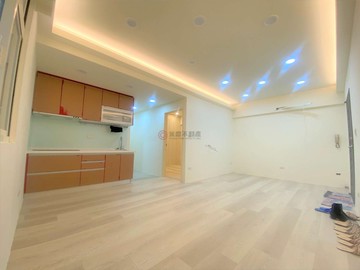 邊間方正v3房雙衛v漂亮2樓v交通便利｜新北市板橋區中正路