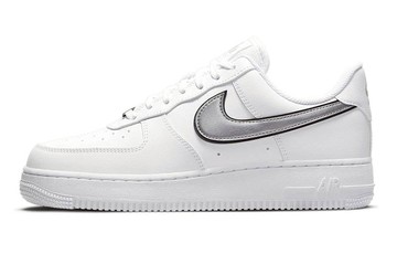 WMNS AIR FORCE 1 07 ESSENTIAL WHITE METALLIC SILVER