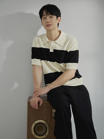 Boucl Stripe Semi-Overfit Collar Short Sleeve Sweater [2colors]