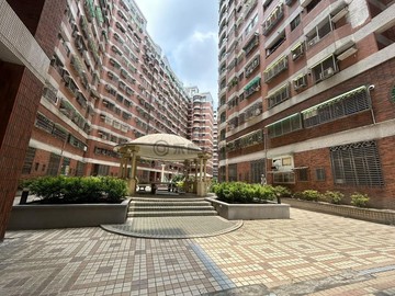 陸軍官校旁*緯城世界觀*明亮美三房｜高雄市鳳山區西湖街