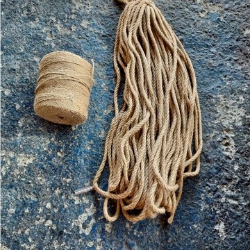 現貨.麻繩貓抓繩，編織繩，8米厘麻繩，一捆1.2公斤長165尺，165尺÷50米-5000公分'原子筆粗超取限4個