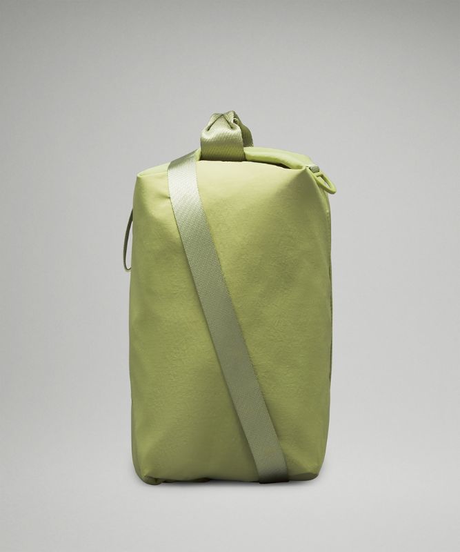 Fast Track Bag 2.0 10L推薦| lululemon | LINE購物
