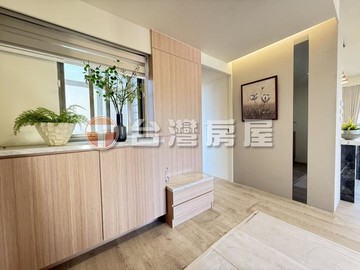 逢甲三面環景樓中樓視野戶5房車位｜台中市西屯區西屯路二段上石北五巷