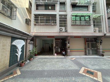 《秒殺低總價》仁武邊間豪大別墅-可停雙車｜高雄市仁武區新吉街