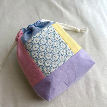 粉彩色織刺子束口袋 附底設計 拼布 禮物 刺繡 彩色 生日 化妝包 雜物收納 聖誕節