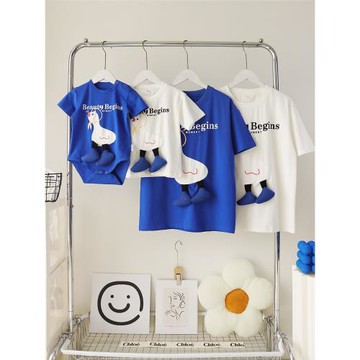 特別的親子裝一家三口短袖T恤母女裝炸街母子高端純棉嬰兒連體衣