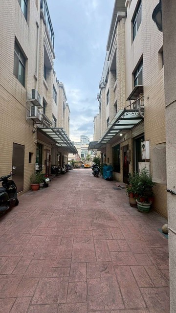 鹿港文化街生活圈靜巷晨光灑落大面寬別墅｜彰化縣鹿港鎮文化街