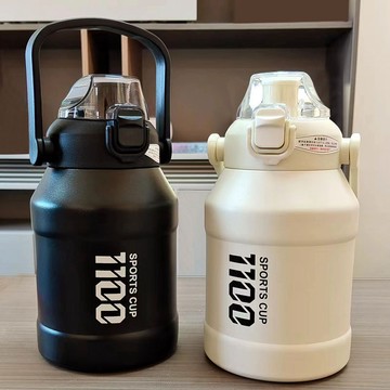 新款✨大容量噸桶316不銹鋼水杯保溫杯保冷戶外吸管便攜運動水壺健身不鏽鋼保溫大容量隨身運動水壺安全材質 NHYT