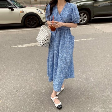 復古v領碎花連衣裙女夏季年新款裙子韓版收腰顯瘦休閑長裙潮