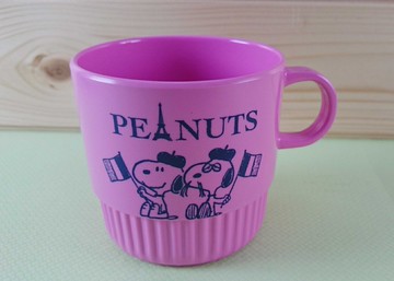 【震撼精品百貨】史奴比Peanuts Snoopy  杯子 桃 震撼日式精品百貨