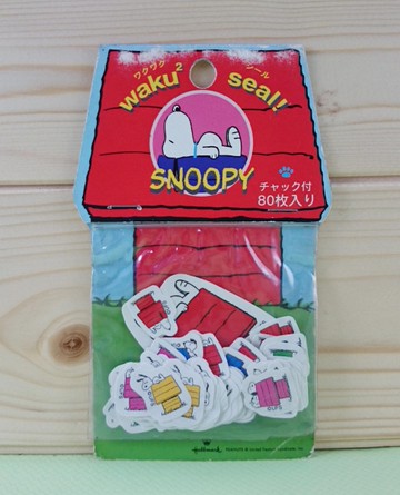 【震撼精品百貨】史奴比Peanuts Snoopy ~屋頂造型貼紙_屋子_80入