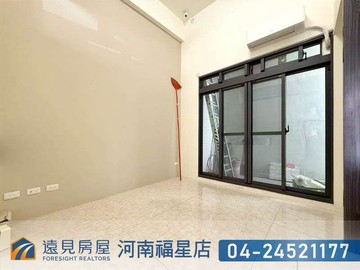 輕屋齡角間6.5米面寬電梯別墅|遠見房屋｜台中市北區美德街