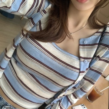 ˏˋ 𝐻𝑒𝑦 𝑆𝑝𝑟𝑖𝑛𝑔 - ̗̀ 🌷⛅️ ̖́‎INS 新款  時髦氣質條紋吊帶修身背心+長袖開衫兩件套上衣