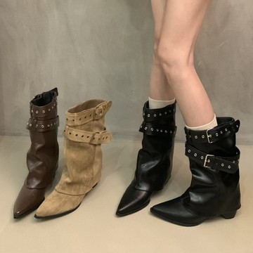 中筒靴．街頭皮革/絨布皮帶扣拼接高跟尖頭靴．白鳥麗子