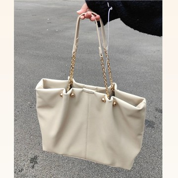 Bag House👜 單肩大包女2022年春上新款時尚個性軟皮包包爆款軟塌大容量託特包