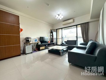 左營菁英特區｜鼎宇博愛之星｜質感3房平車釋出｜高雄市左營區博愛四路