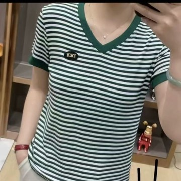 t恤女 上衣 T恤 短袖上衣 短袖衫 條紋大碼女裝正肩冰絲條紋短袖t恤夏季胖妹妹遮肚子顯瘦百搭上衣