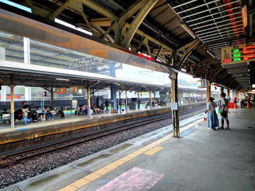 捷運南紡站與平實轉運站東平路大賺錢店面｜台南市東區東平路