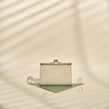 【母親節禮盒】縮花山羊皮/口金名片夾/多用途手作錢包-白茶