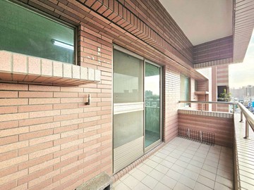 高鐵生活圈雙陽台明亮超值美三房｜高雄市左營區文學路