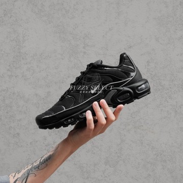 【逢甲FUZZY】Nike Air Max Plus OG Black Reflective 全黑 HV8066-002